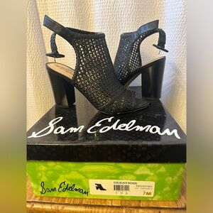 Like New!!!Sam Edelman Peep Toe Sandals Size 7